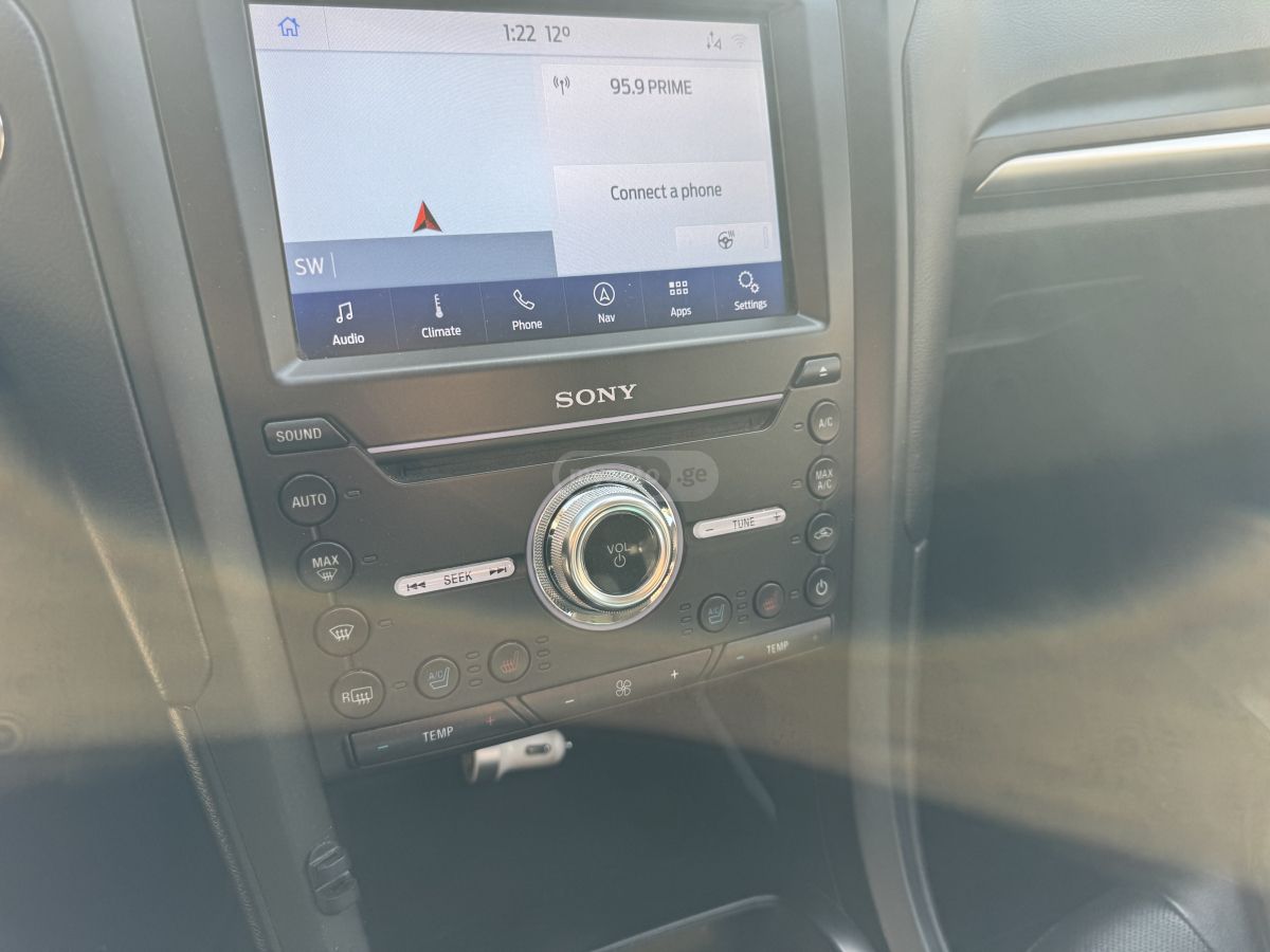 Ford Fusion - фото 14