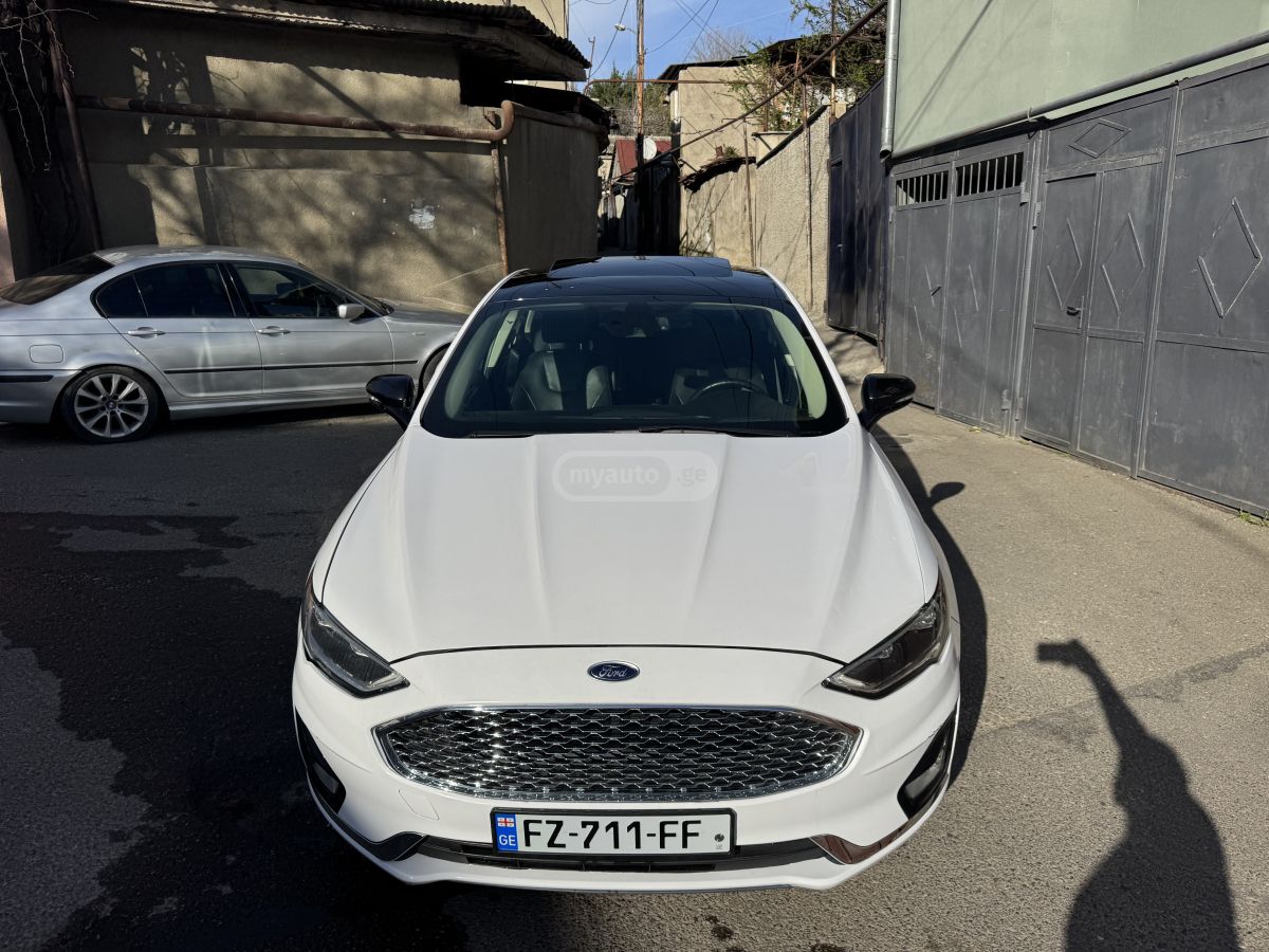 Ford Fusion - фото 6