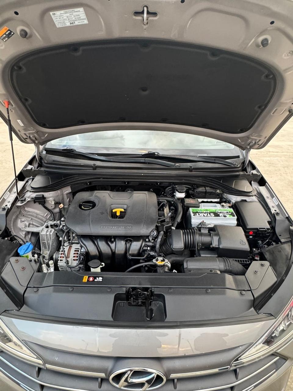 Hyundai Elantra - фото 7