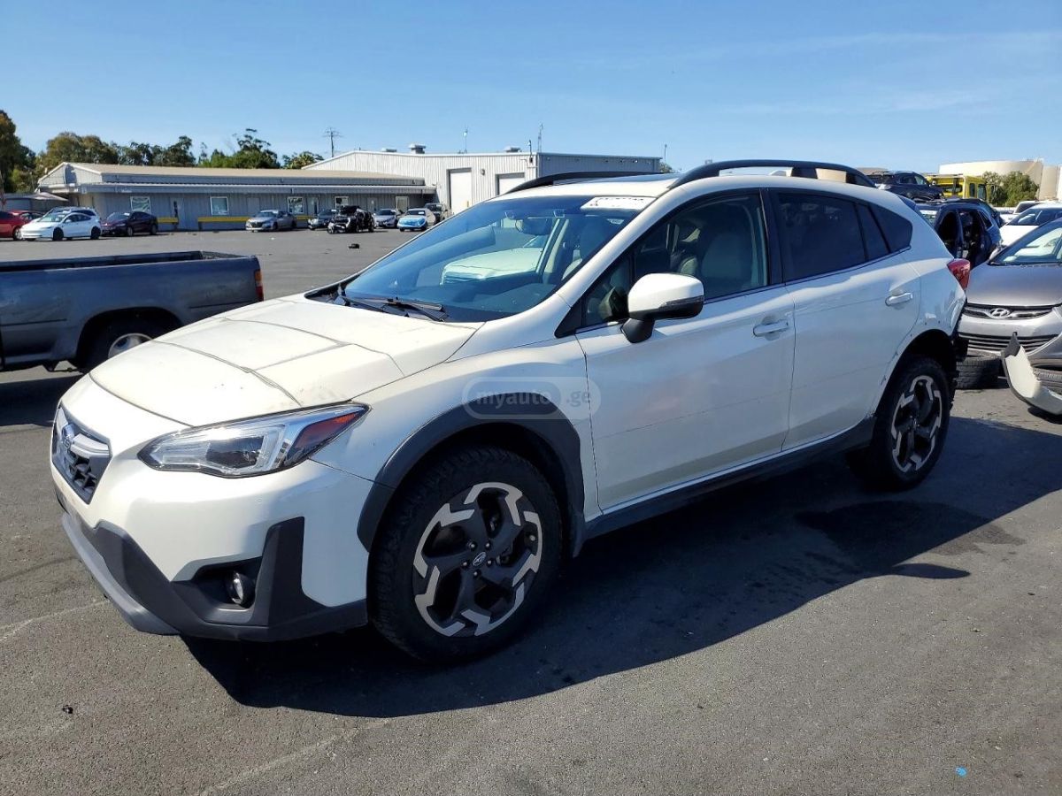 Subaru Crosstrek - фото 1
