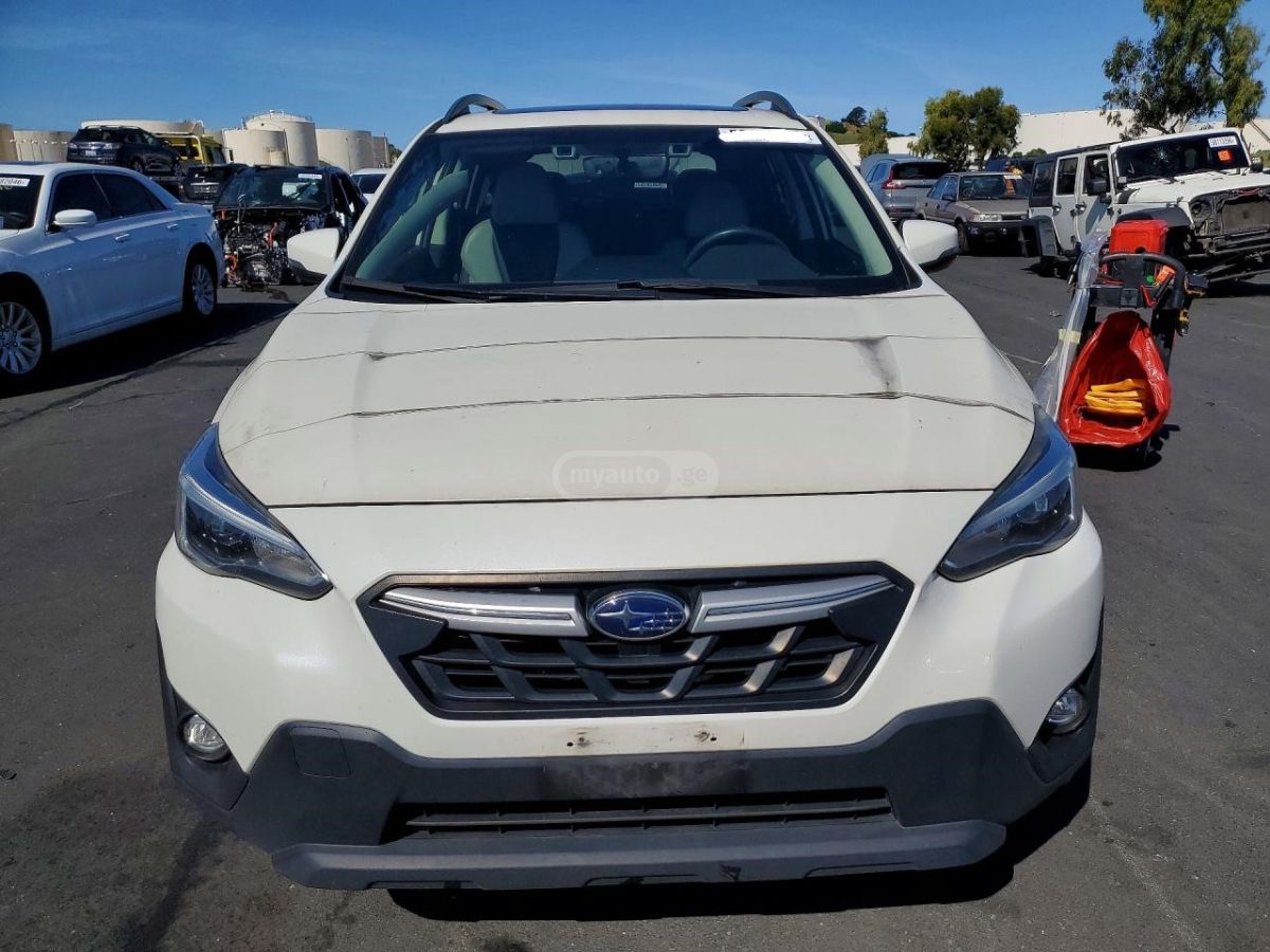 Subaru Crosstrek - фото 2