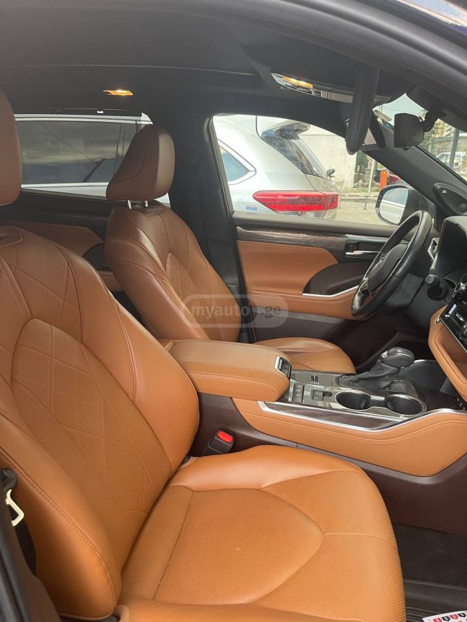 Toyota Highlander - фото 11