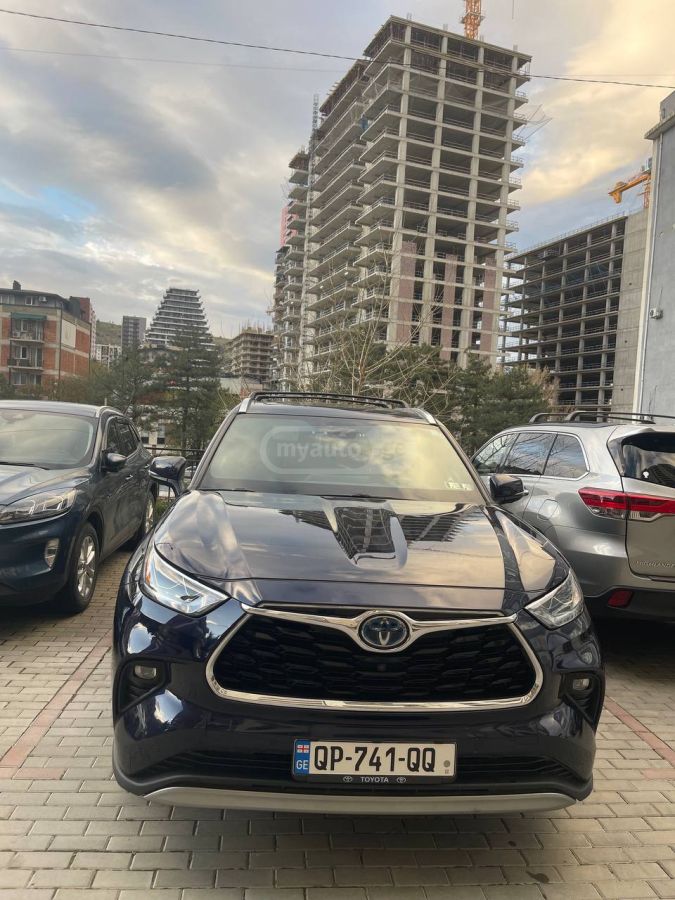 Toyota Highlander - фото 3