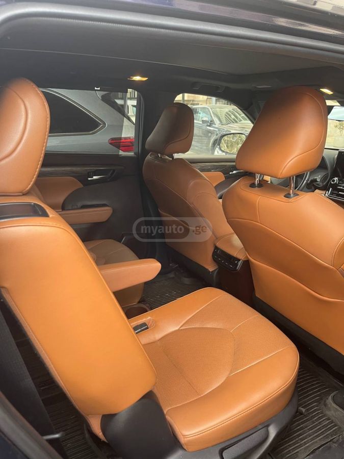 Toyota Highlander - фото 9