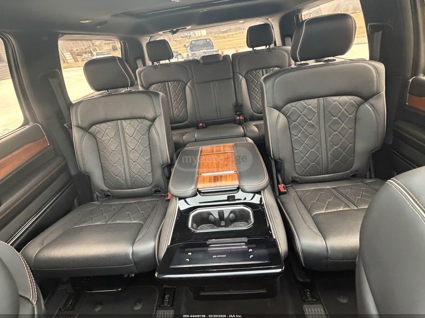 Jeep Wagoneer 2022 — миниатюра 7