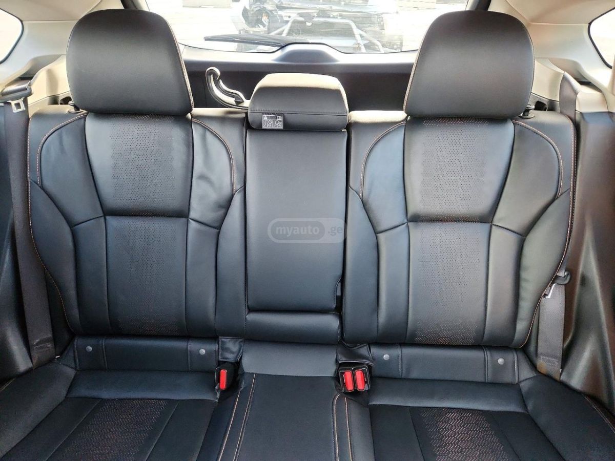 Subaru Limited 4dr All-Wheel Drive CV — миниатюра 7