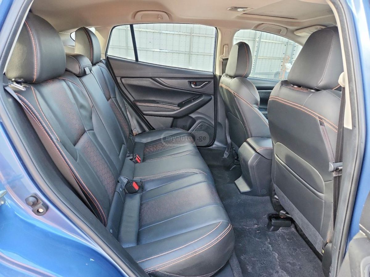 Subaru Limited 4dr All-Wheel Drive CV — миниатюра 8