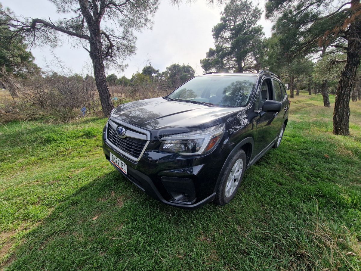 Subaru Base 4dr All-Wheel Drive CVT — миниатюра 4