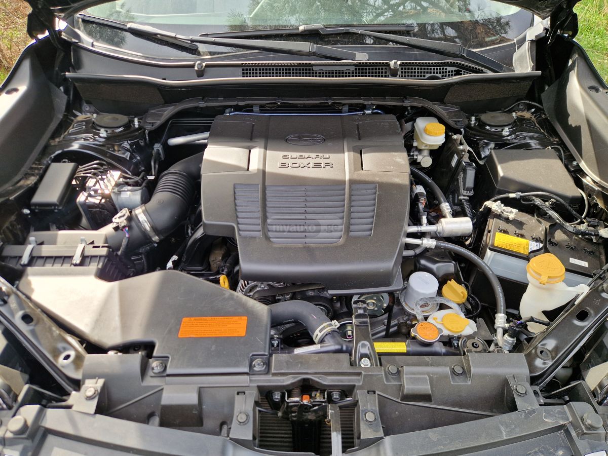 Subaru Base 4dr All-Wheel Drive CVT — миниатюра 6