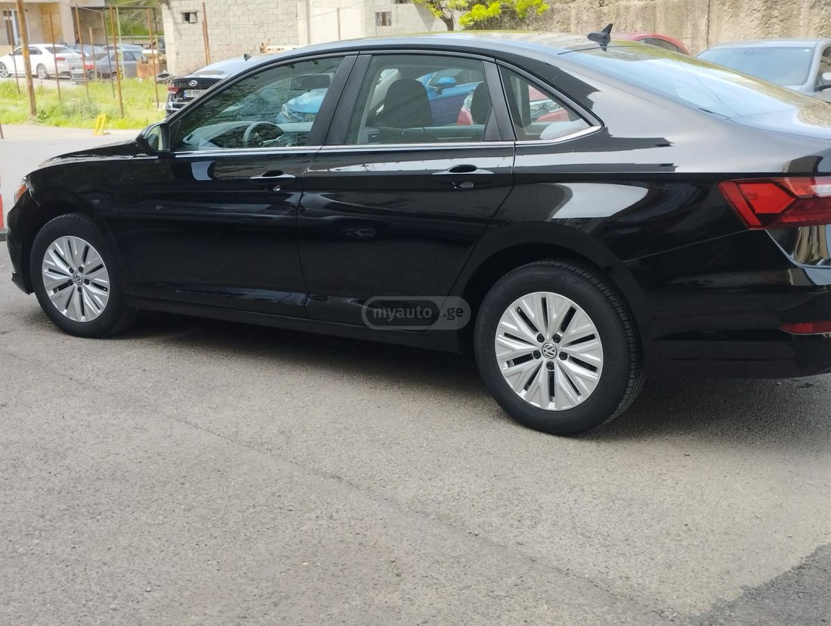 Volkswagen Jetta - фото 3