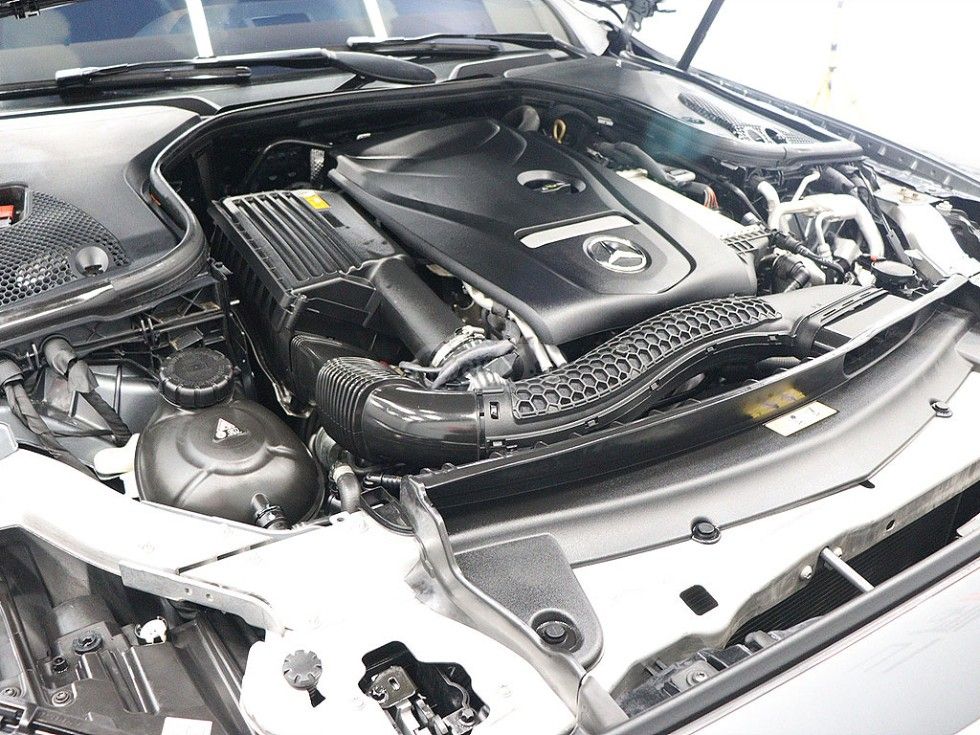 Mercedes-Benz E 250 2020 — миниатюра 12