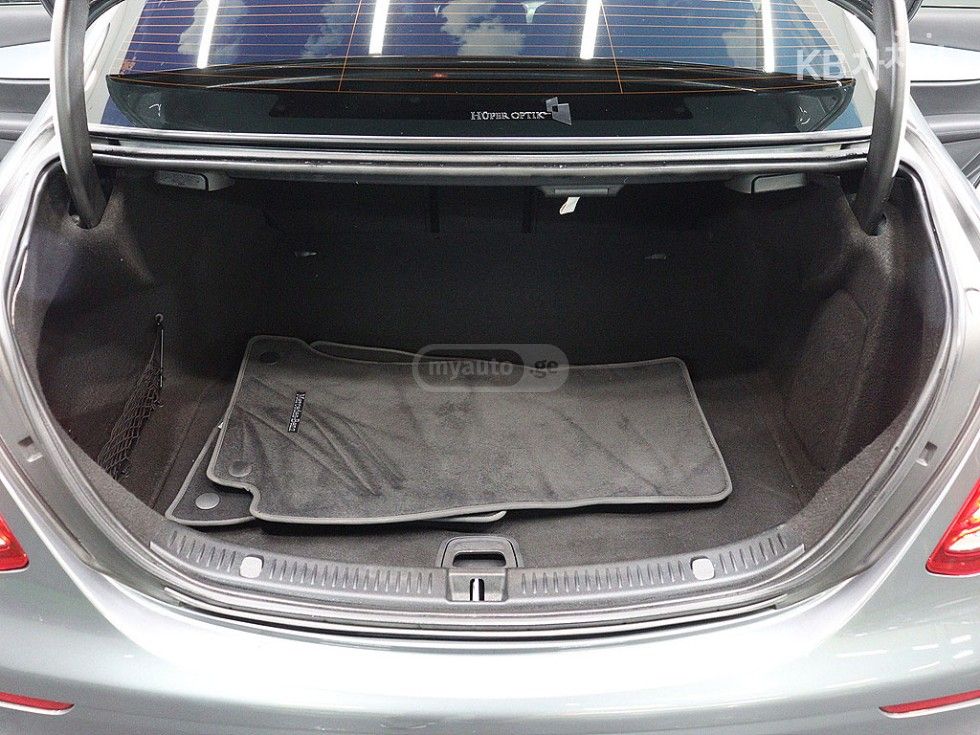 Mercedes-Benz E 250 2020 — миниатюра 5