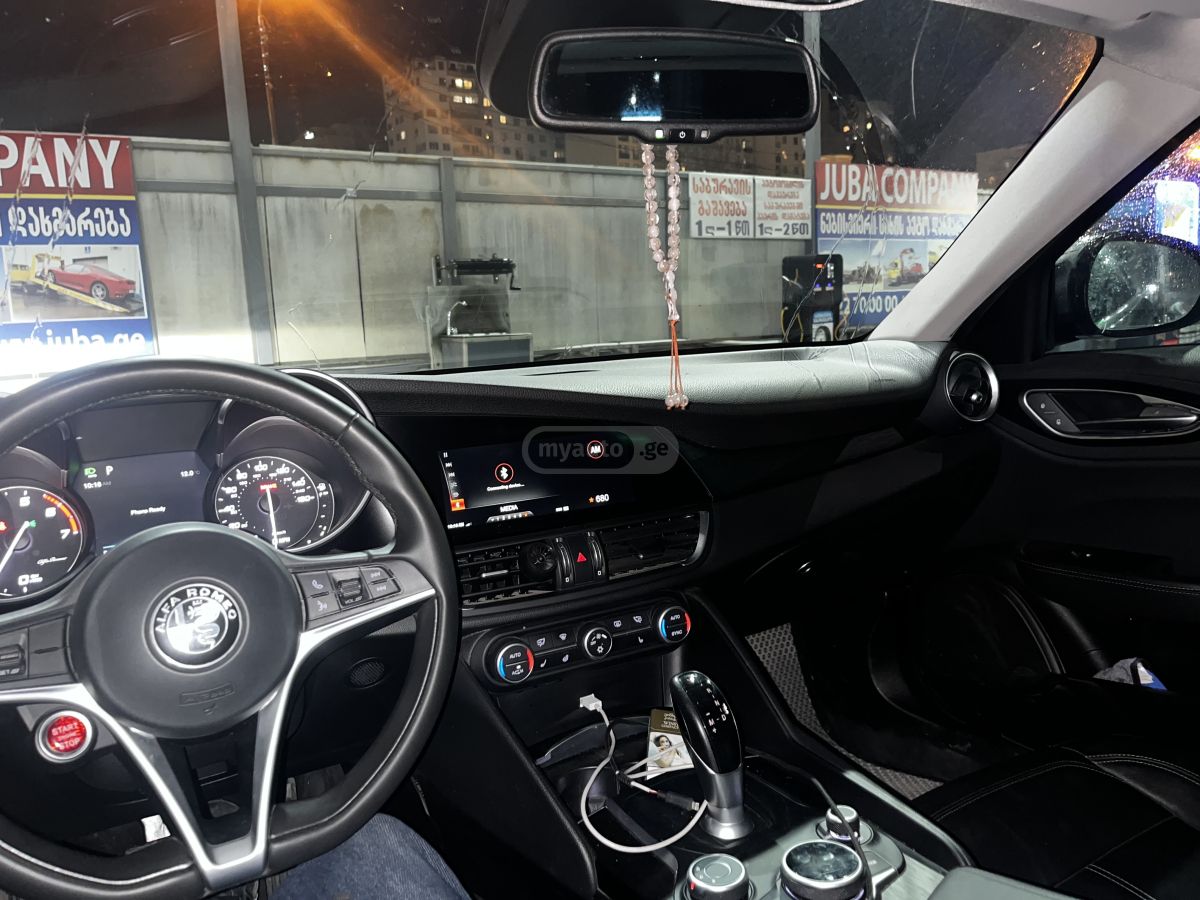 Alfa Romeo Giulia - фото 6