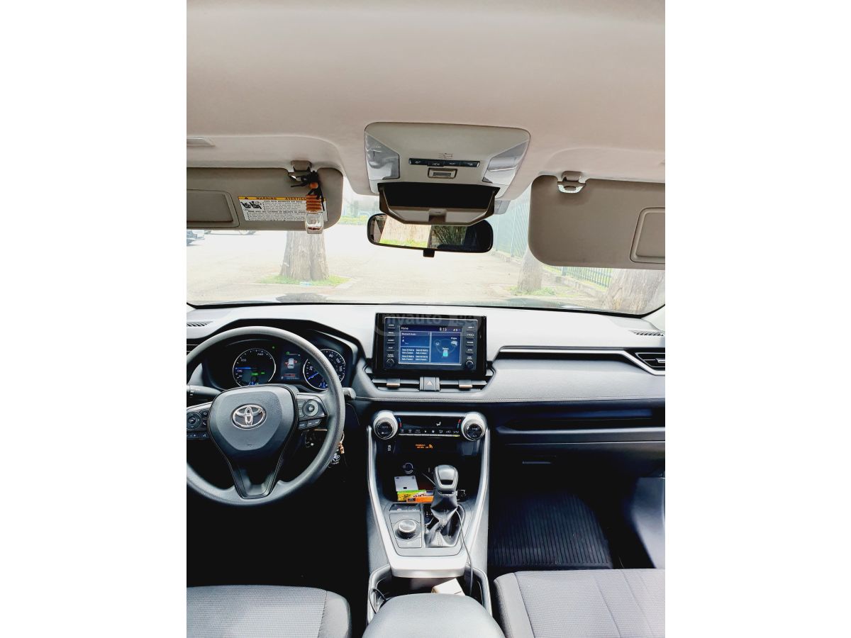 Toyota RAV 4 - фото 14