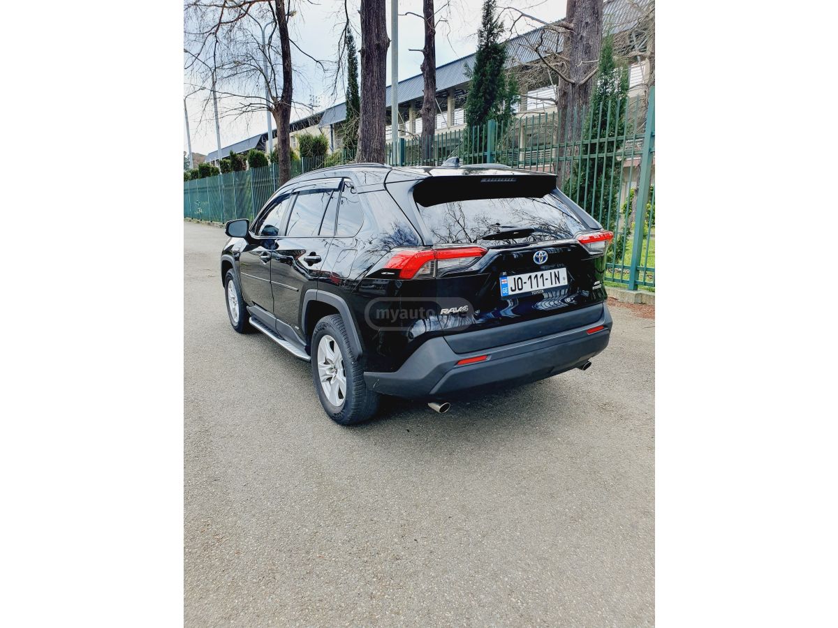 Toyota RAV 4 - фото 8