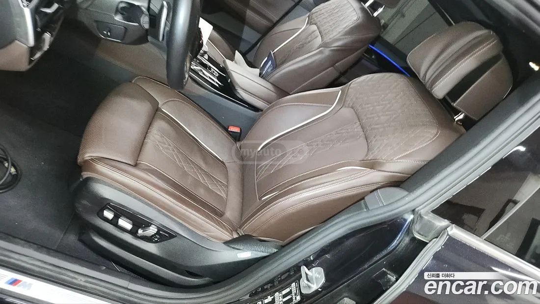 BMW 650 2023 — миниатюра 5