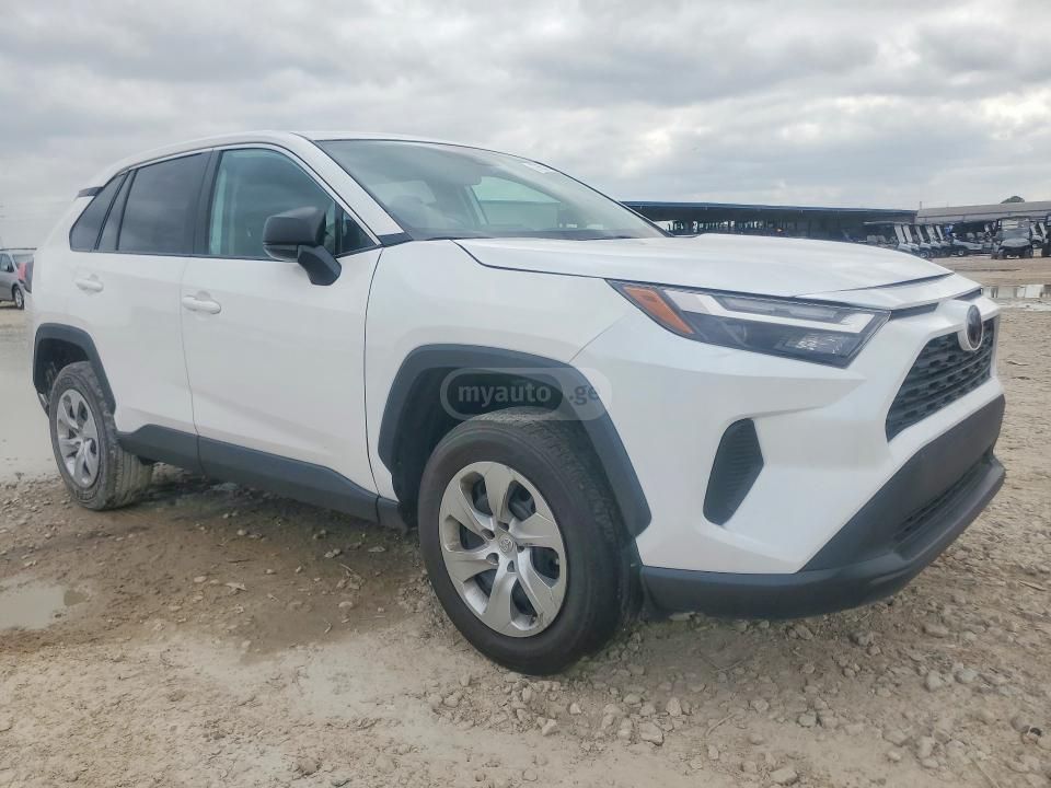 Toyota RAV 4 - фото 4