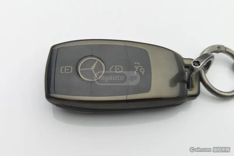 Mercedes-Benz EQC 2020 — миниатюра 7