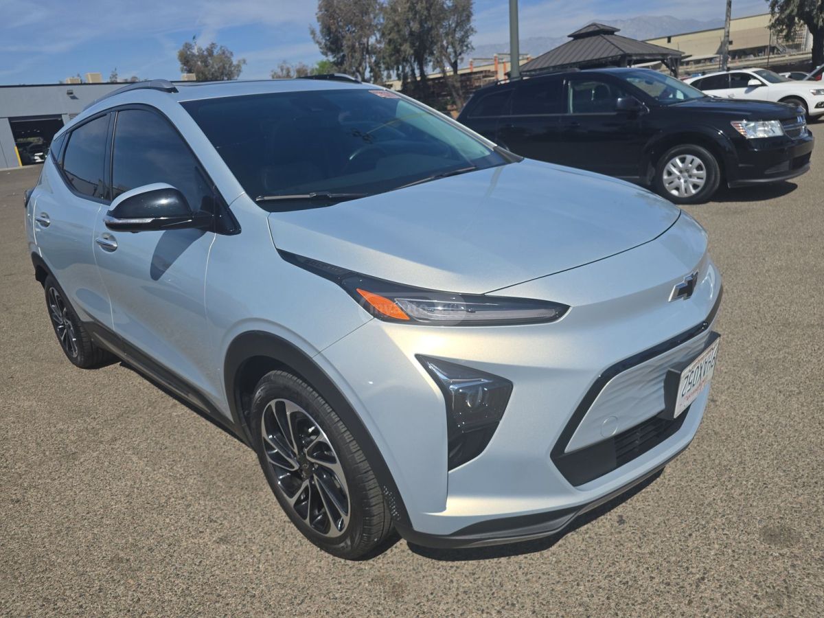 Chevrolet Bolt EUV - фото 1