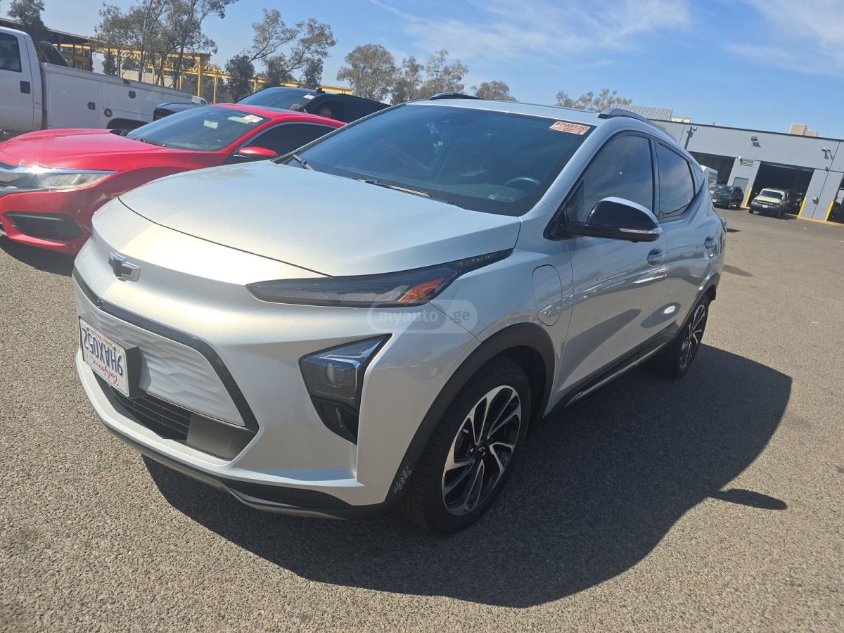 Chevrolet Bolt EUV - фото 2