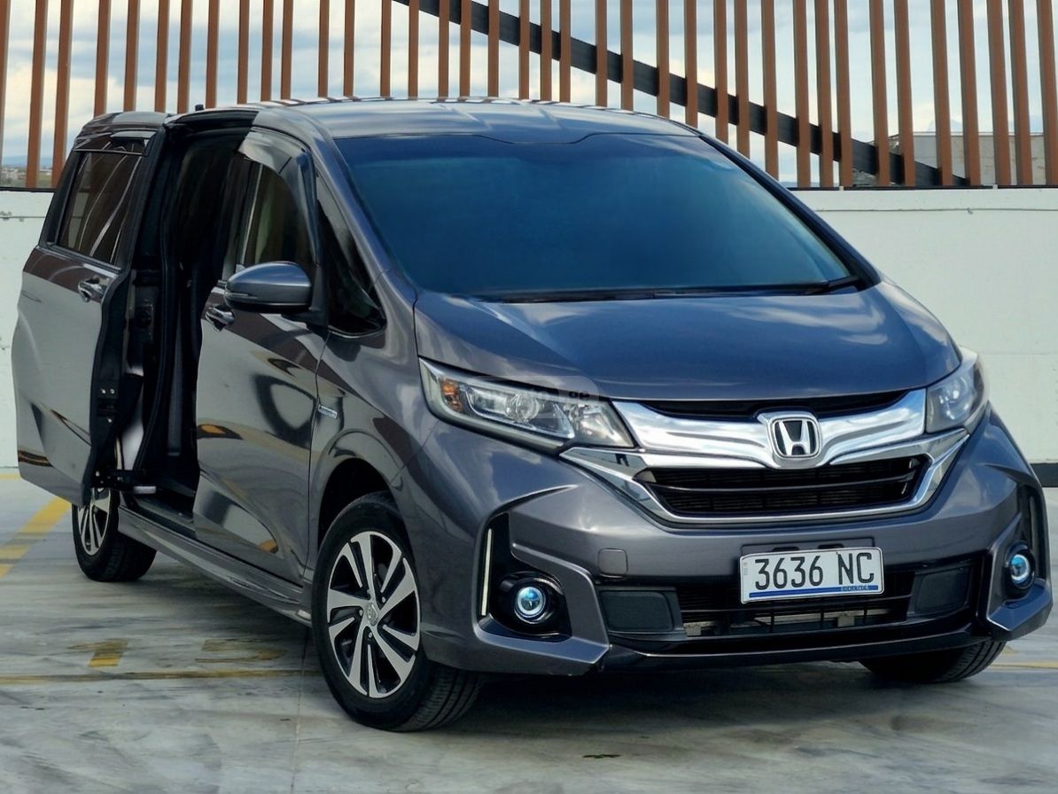 Honda Freed - фото 1