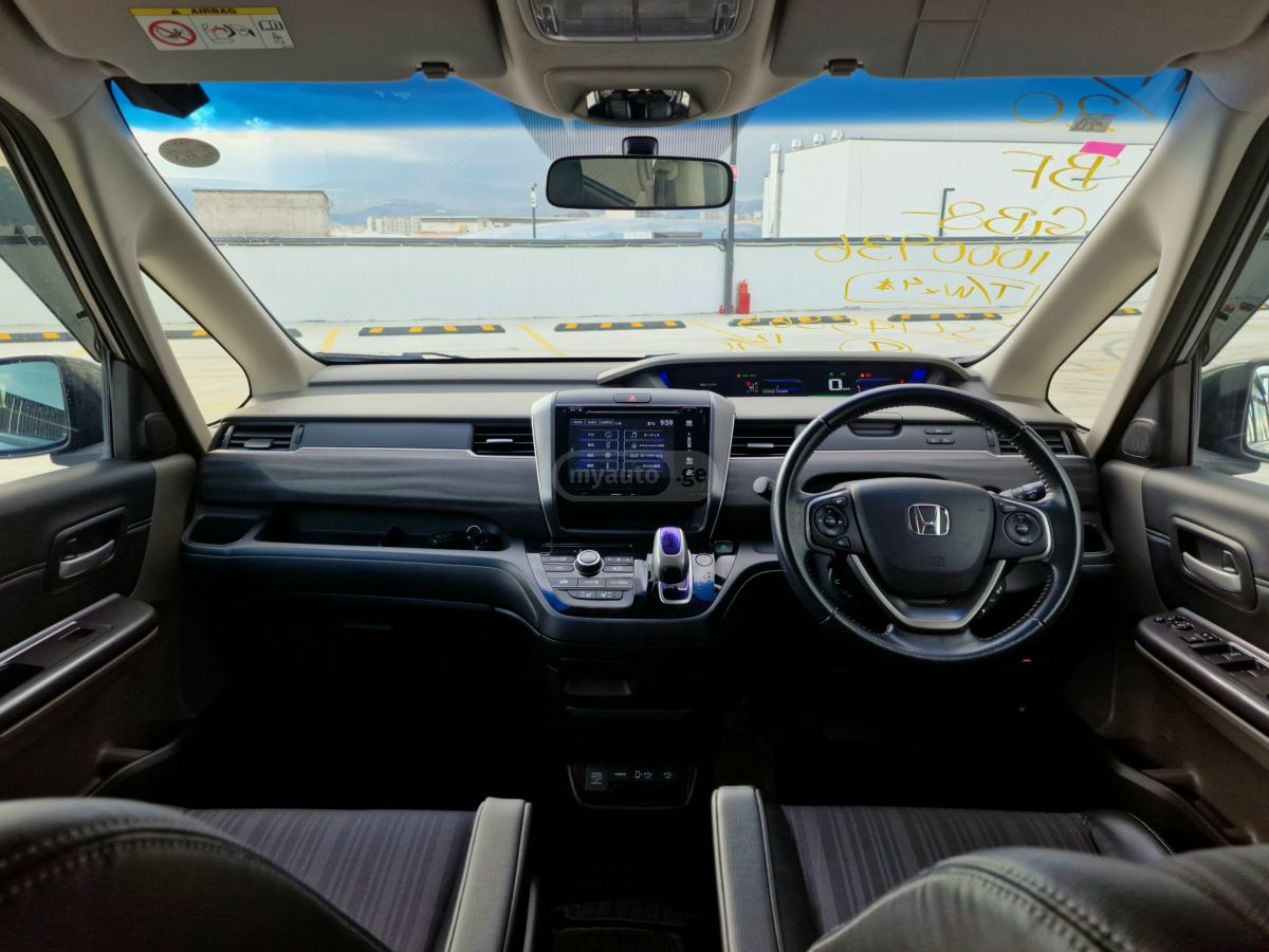 Honda Freed - фото 9