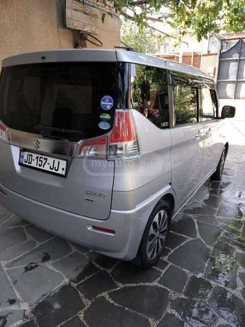 Suzuki Solio - фото 1