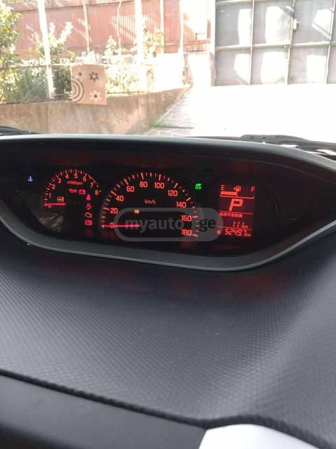 Suzuki Solio - фото 6