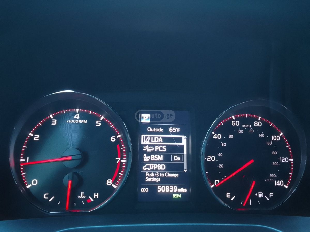 Toyota RAV 4 - фото 14