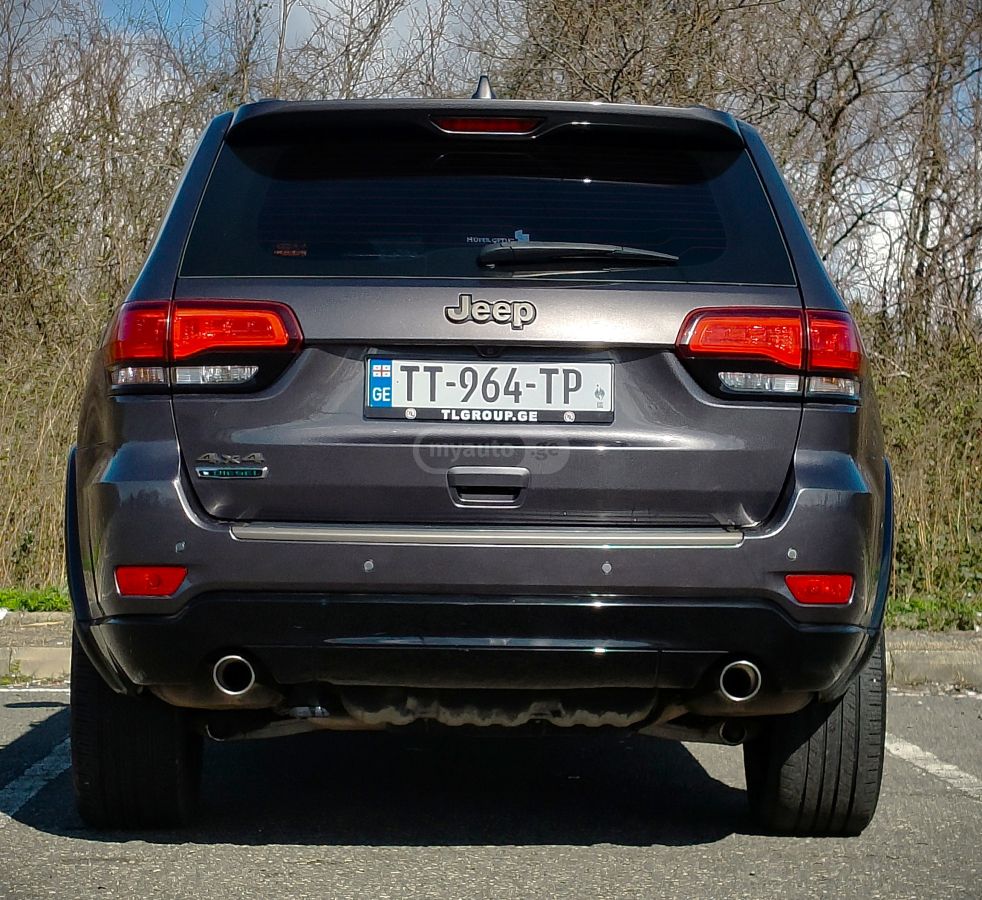 Jeep Grand Cherokee - фото 11