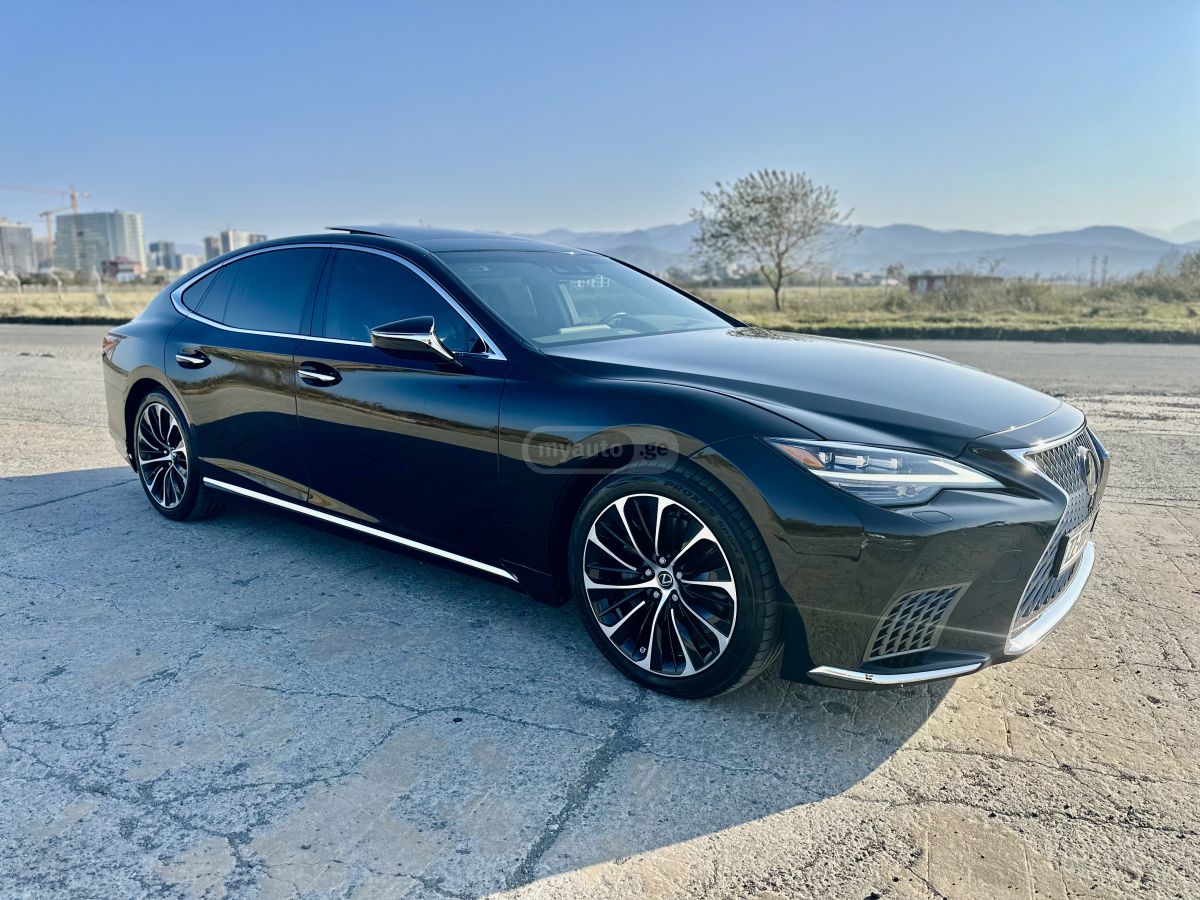 Lexus LS 500 - фото 2