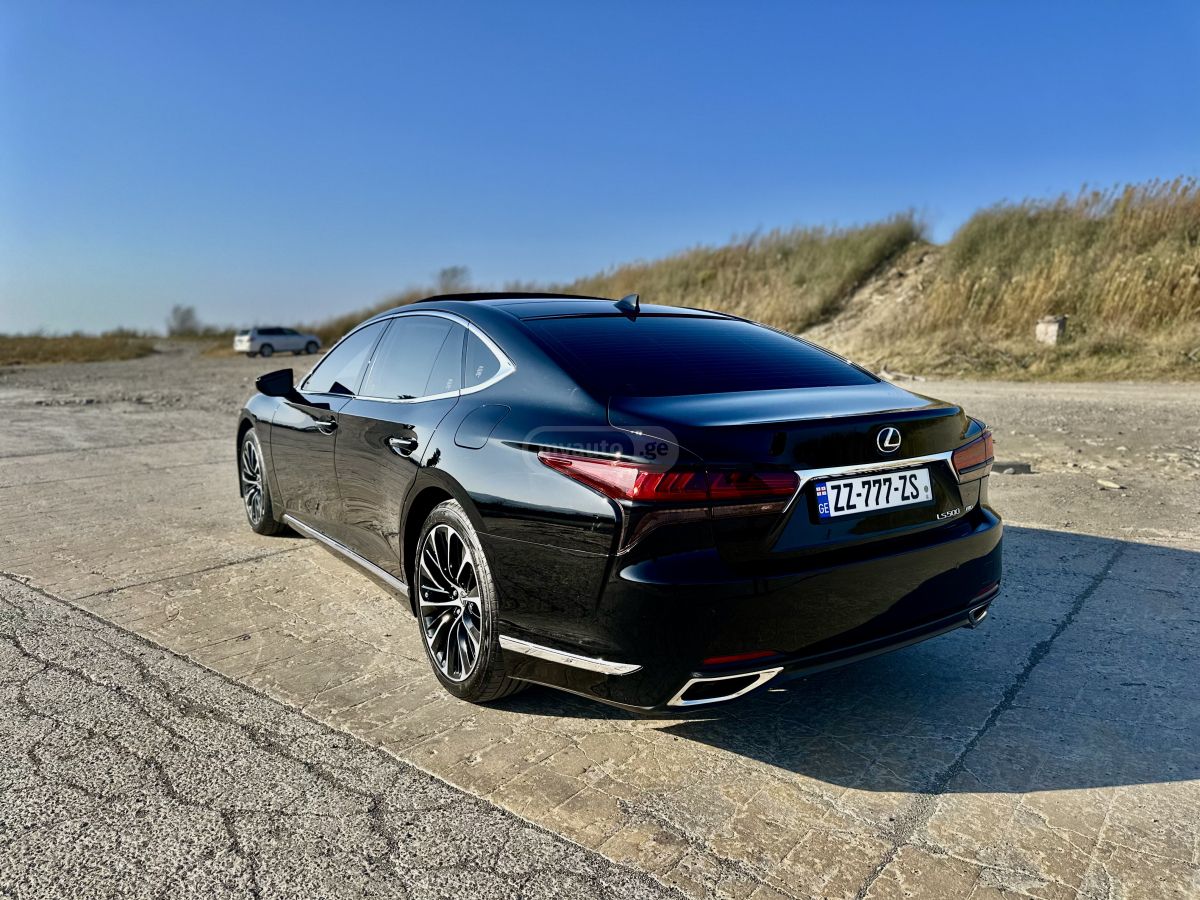 Lexus LS 500 - фото 6