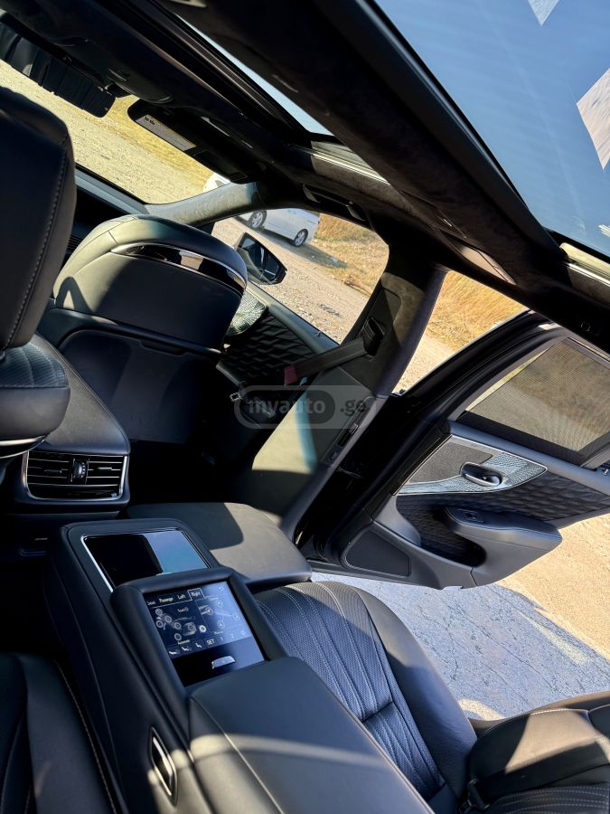 Lexus LS 500 - фото 9