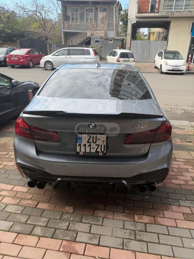 BMW 530 - фото 1