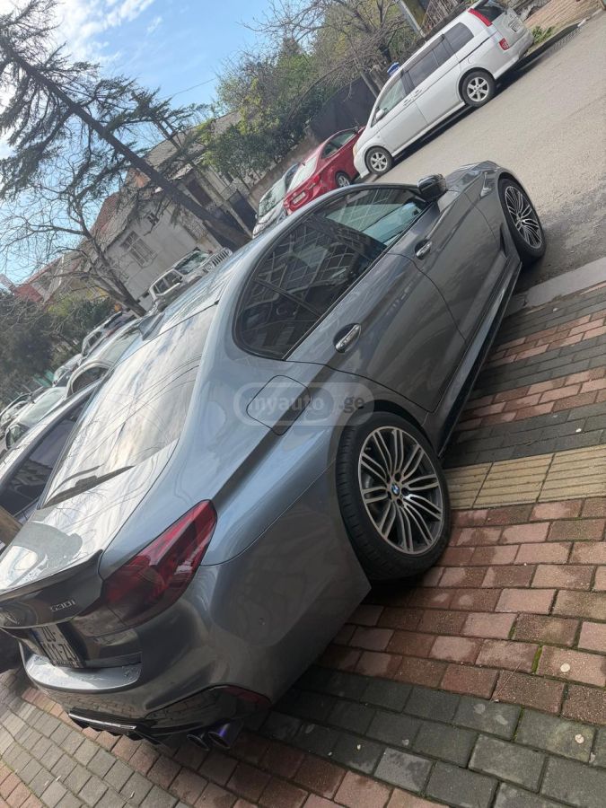 BMW 530 - фото 2
