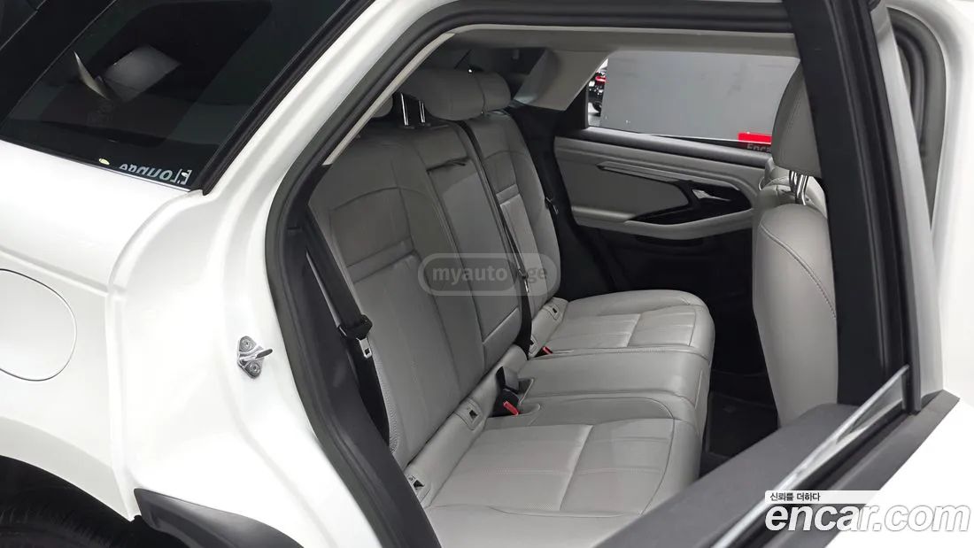 Land Rover Range Rover Evoque 2023 — миниатюра 12