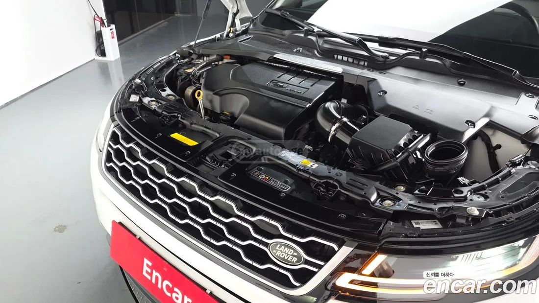 Land Rover Range Rover Evoque 2023 — миниатюра 6