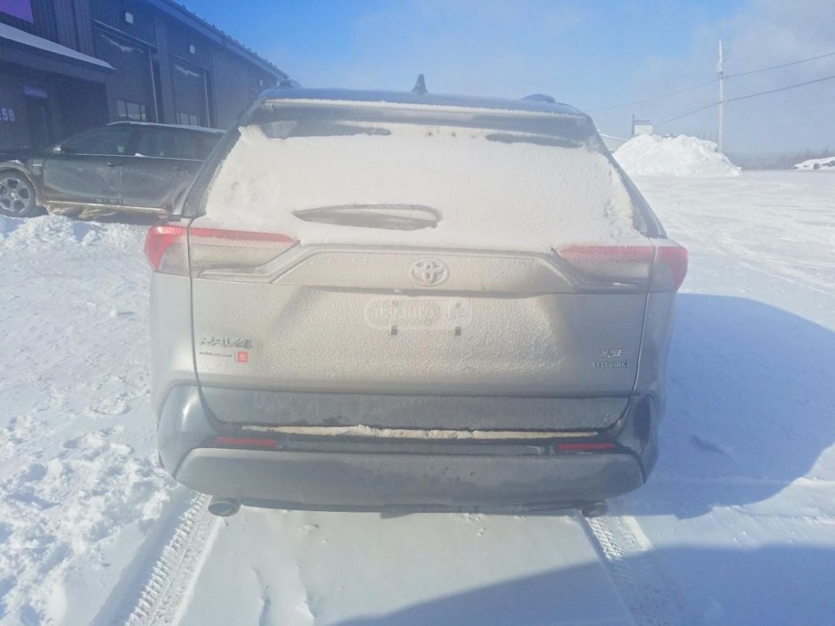 Toyota RAV 4 - фото 6