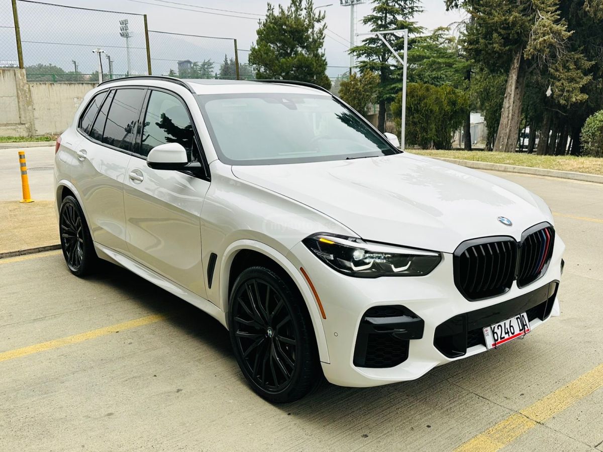 BMW sDrive40i 4dr 4x2 Sports Activ — миниатюра 5