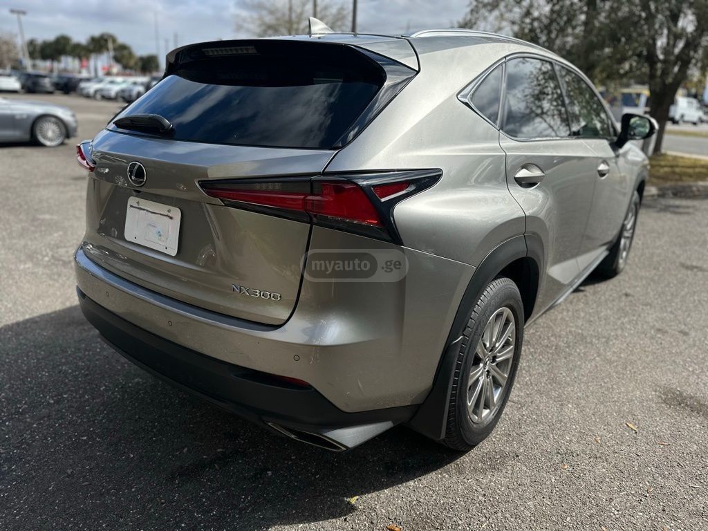 Lexus NX 300 - фото 9