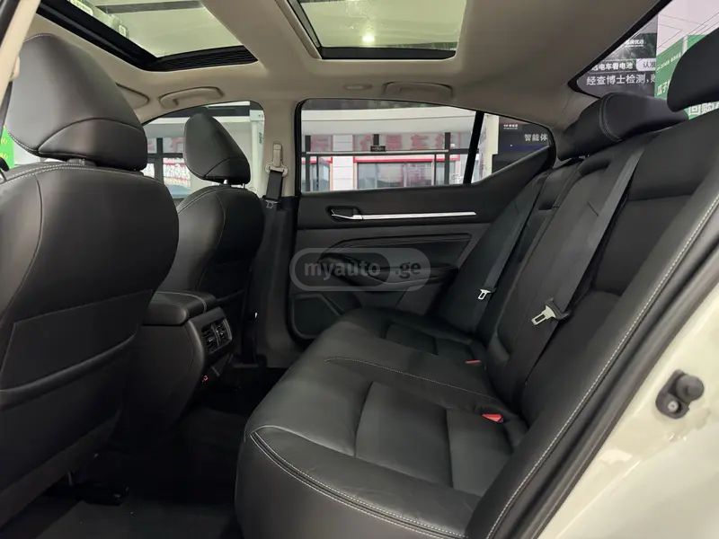 Nissan Teana 2021 — миниатюра 9