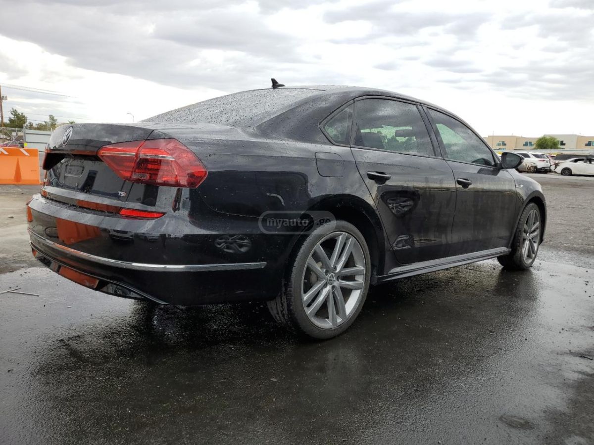 Volkswagen Passat - фото 4