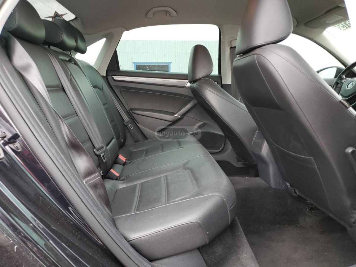 Volkswagen Passat - фото 7