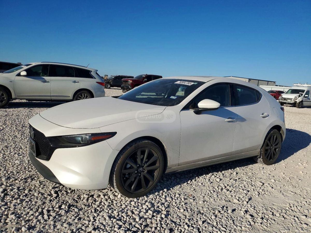 Mazda 1300 2023 — миниатюра 1