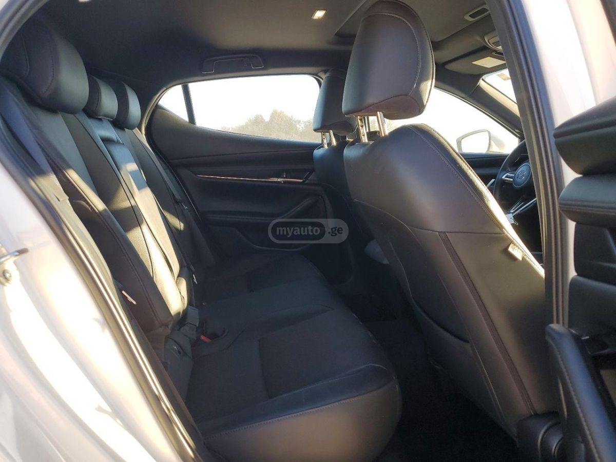 Mazda 1300 2023 — миниатюра 10