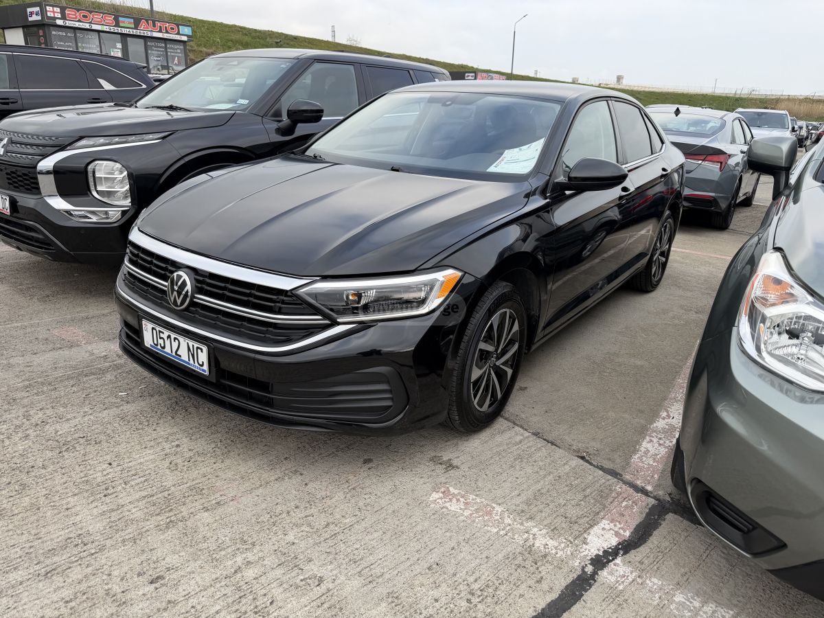 Volkswagen Jetta - фото 3