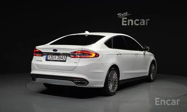 Ford Mondeo 2020 — миниатюра 2