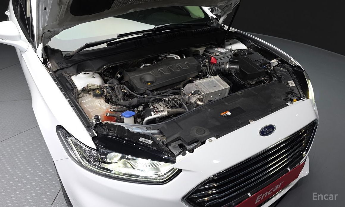 Ford Mondeo 2020 — миниатюра 5