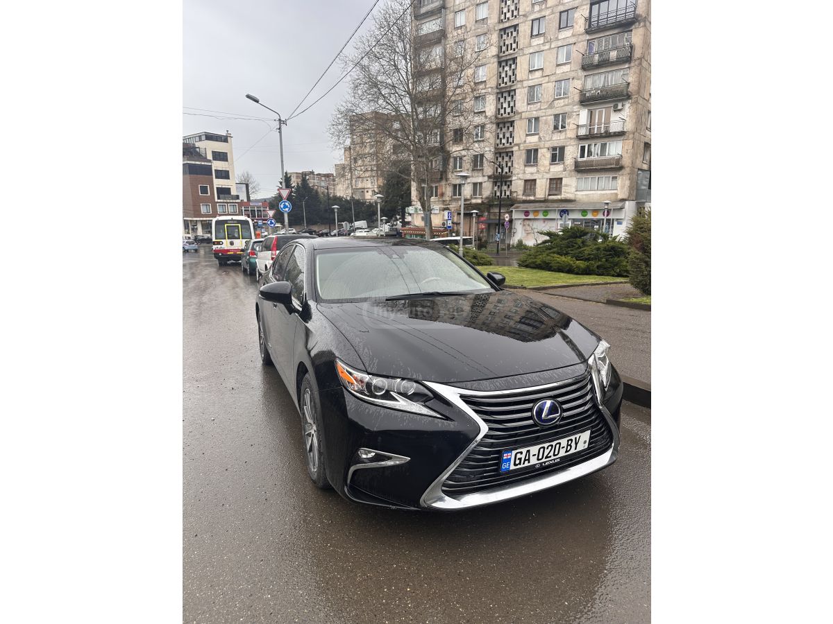 Lexus ES 300 - фото 1