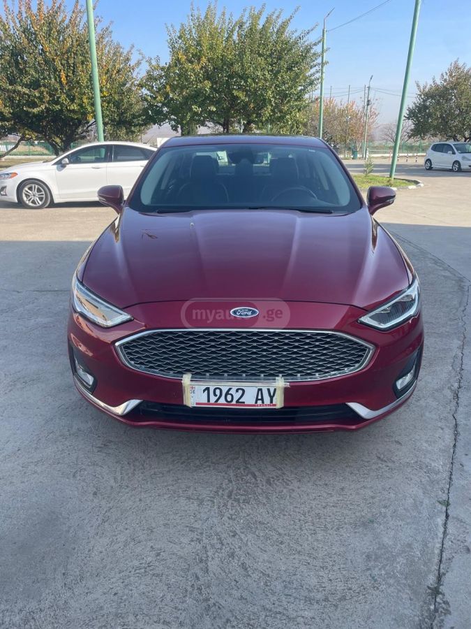 Ford Fusion - фото 1